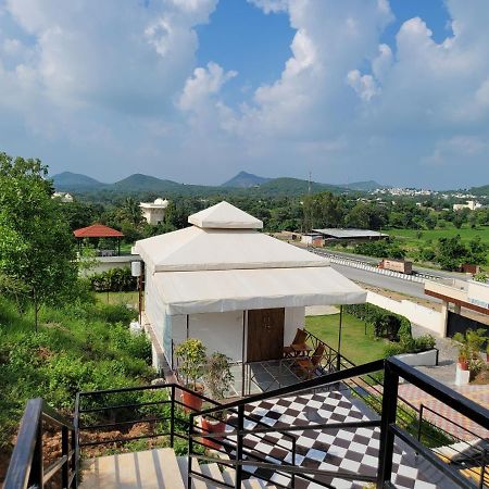 Aura Gold Resort Udajpur Exteriér fotografie