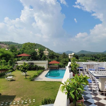 Aura Gold Resort Udajpur Exteriér fotografie