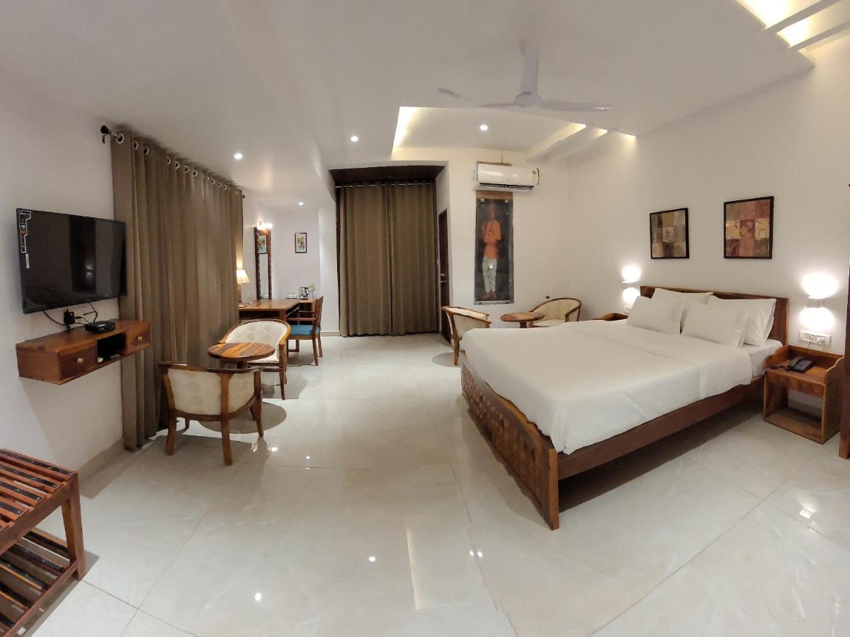 Aura Gold Resort Udajpur Exteriér fotografie
