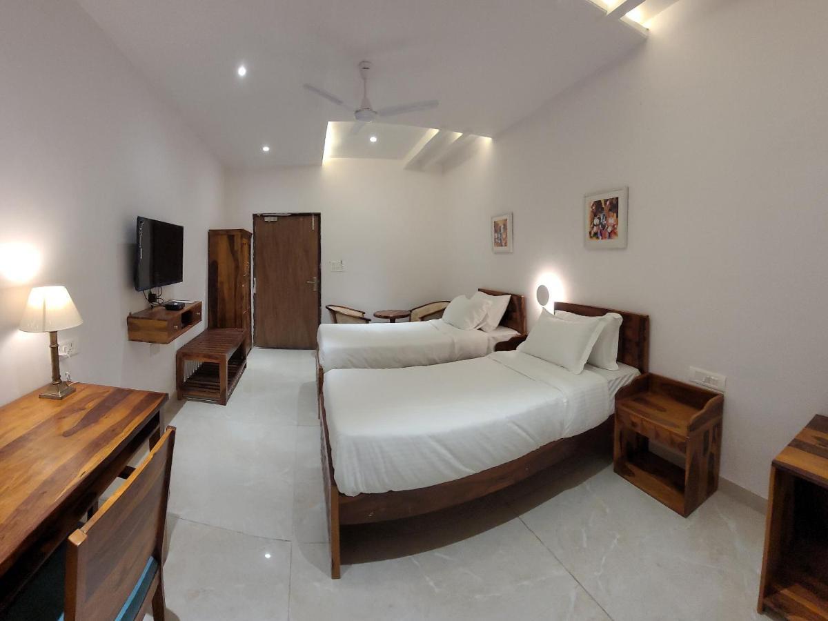 Aura Gold Resort Udajpur Exteriér fotografie
