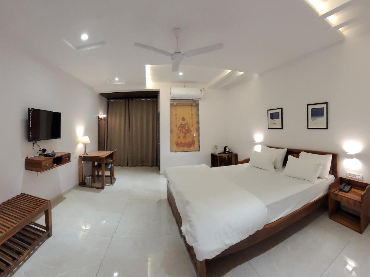 Aura Gold Resort Udajpur Exteriér fotografie